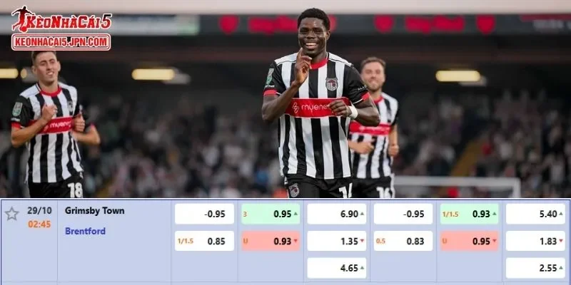 Soi kèo chi tiết nhất cho trận đấu giữa Grimsby Town vs Brentford